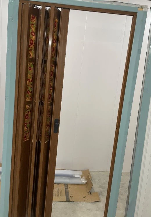 Pintu Lipat Toilet PVC